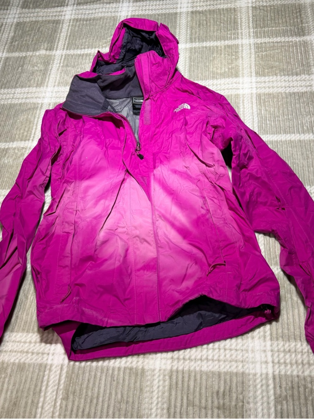 The North Face Women's Bright Fuchsia Hooded Ski Jacket
